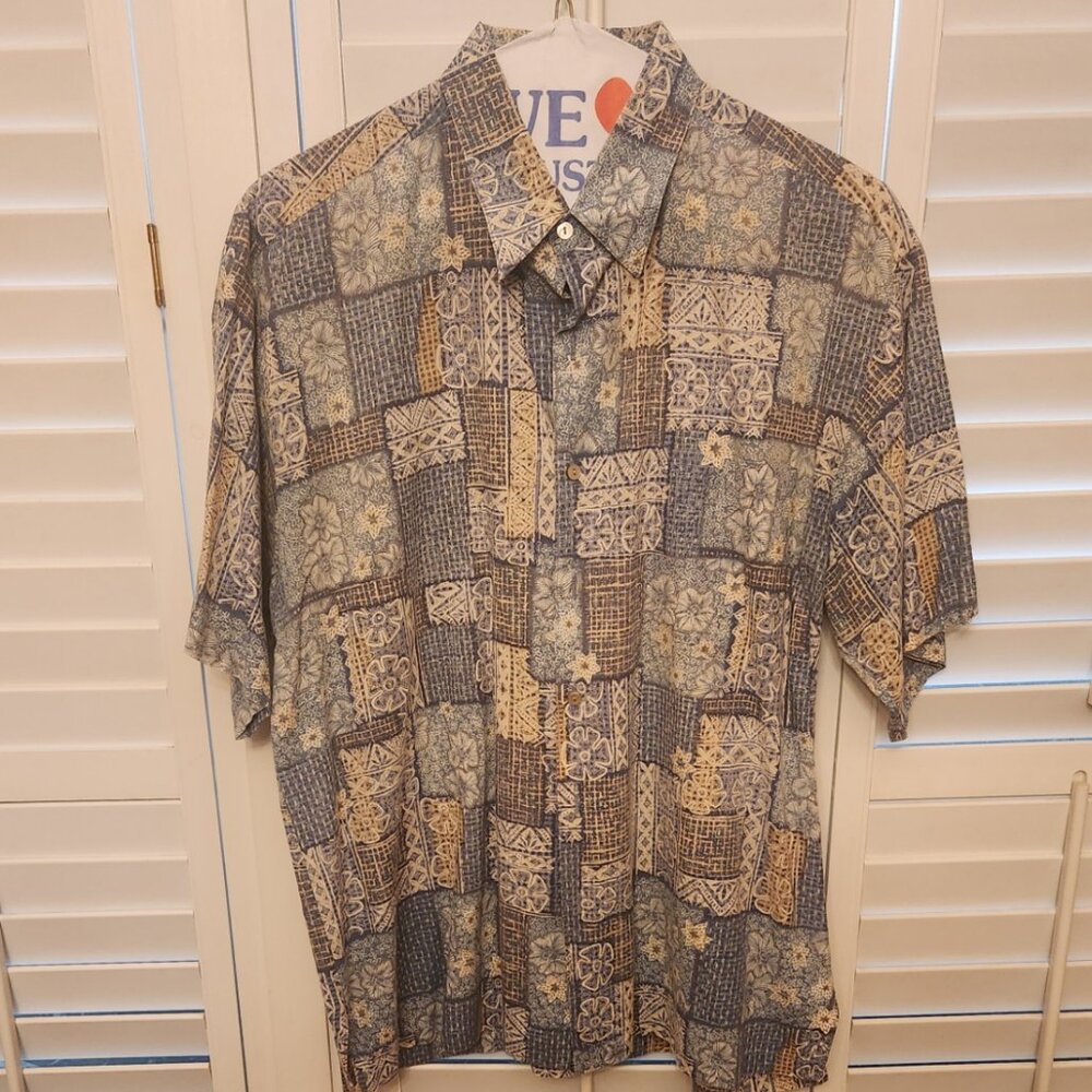 TORI RICHARD SHORT SLEEVE BUTTON DOWN HAWAIIAN SHIRT PASTEL COLORS SIZE L